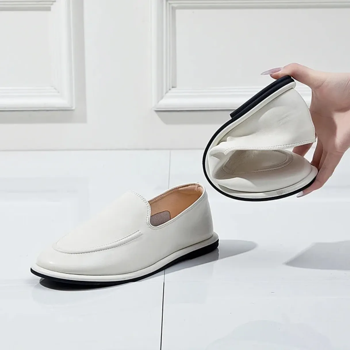 Merendy Nevoso Round Toe Slip-on Leather loafers