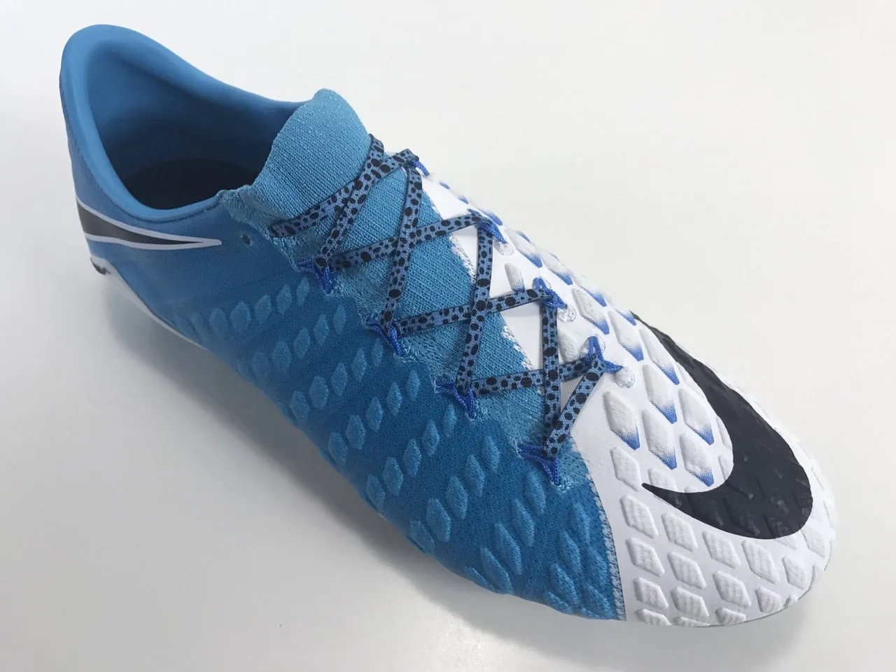 SR4U Laces Light Blue Premium